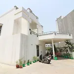 Spot On 38719 Hotel Jagdish