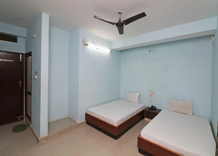 Spot On 38719 Hotel Jagdish